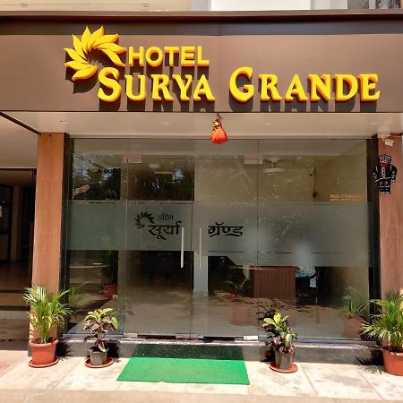 Hotel Surya Grande Kudal  المظهر الخارجي الصورة